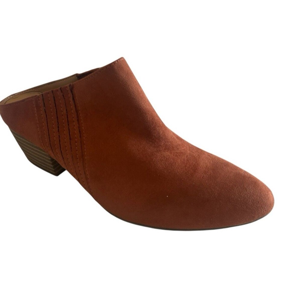 BCBG Generation Lori Faux Suede Rust Slide Mules Heel Shoe Sandals Womens 7B